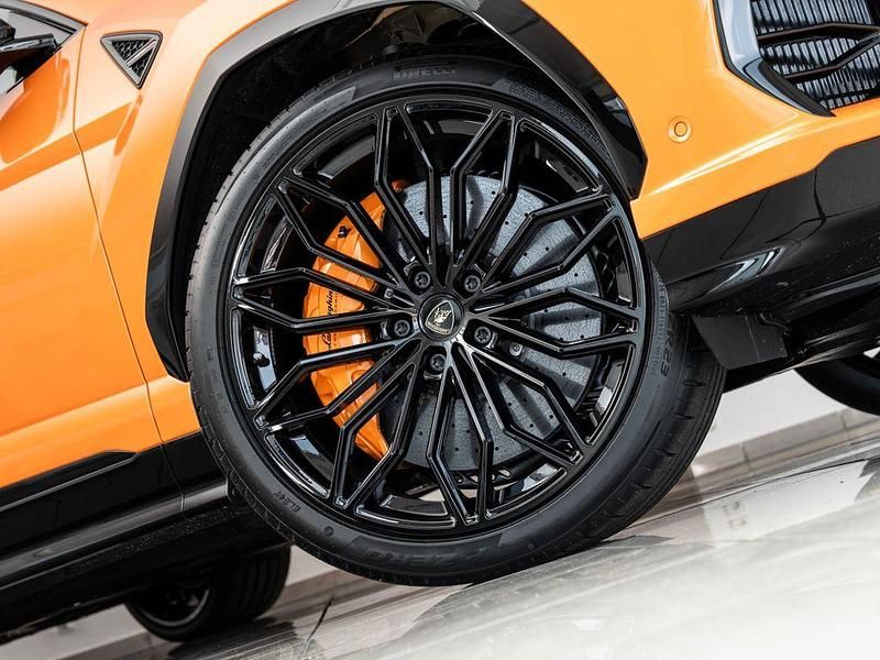 Neu Lamborghini Urus 799 PS (587 kW) 2026 Orange SUV