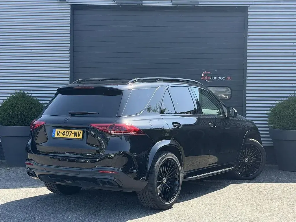 Gebraucht Mercedes GLE400 AMG 330 PS (242 kW) 2022 Schwarz SUV