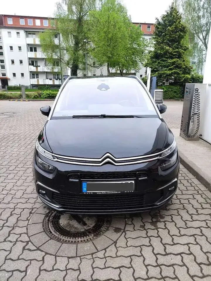 Gebraucht Citroën C4 SpaceTourer Shine 163 PS (119 kW) 2020 Schwarz Van / Kleinbus