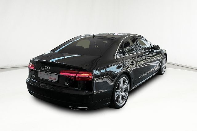 Gebraucht Audi A8 262 PS (192 kW) 2015 Schwarz metallic Limousine