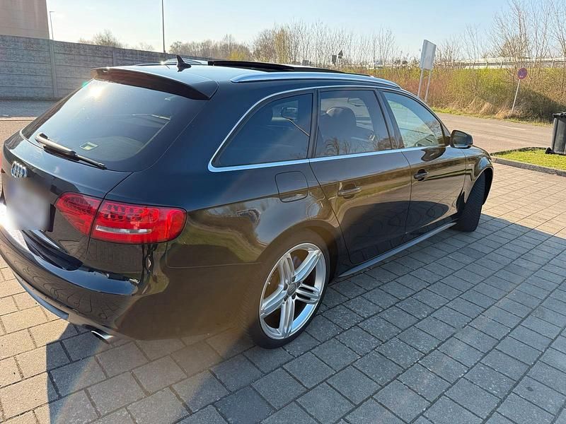 Gebraucht Audi A4 S-Line 190 PS (139 kW) 2010 Schwarz Kombi