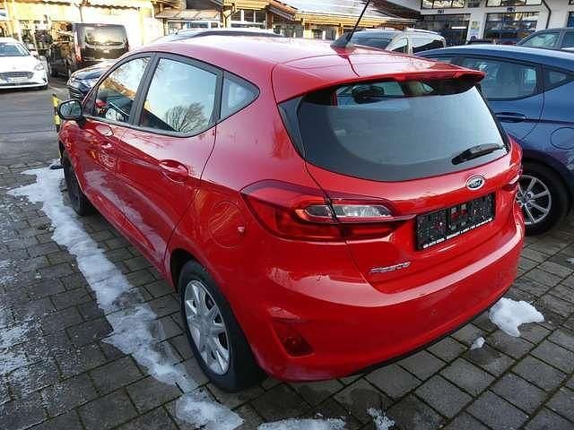 Gebraucht Ford Fiesta Trend 75 PS (55 kW) 2020 Racerot Kleinwagen