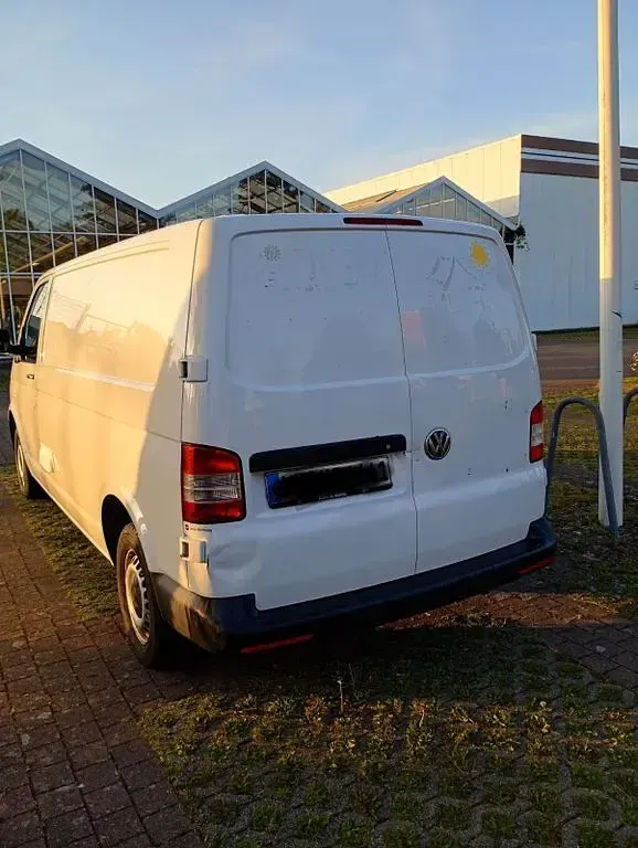 Gebraucht VW T5 102 PS (75 kW) 2015 Weiß Van