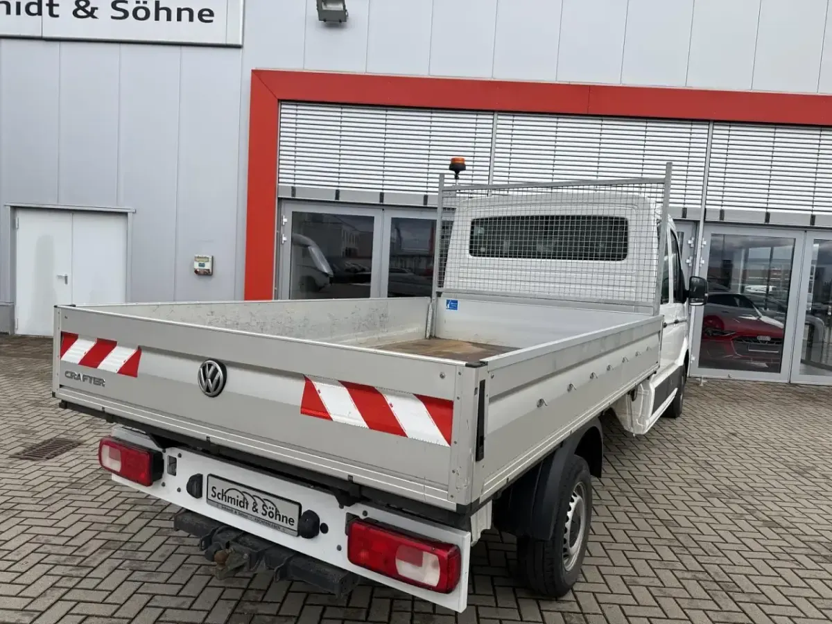 Gebraucht VW Crafter 177 PS (130 kW) 2022 Weiß Van