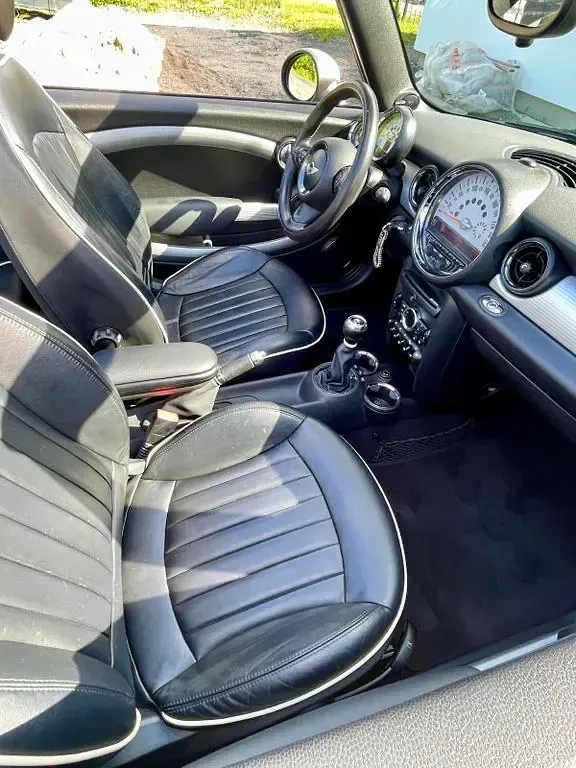 Gebraucht Mini Cooper S Cabriolet 184 PS (135 kW) 2011 Weiß Cabrio
