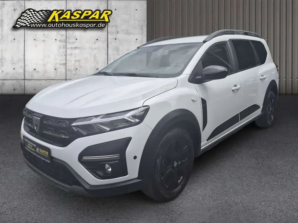 Gebraucht Dacia Jogger Extreme 101 PS (74 kW) 2023 Weiß Van / Kleinbus