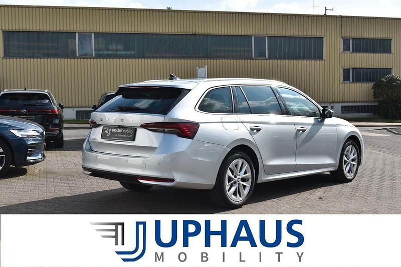 Gebraucht Skoda Octavia 150 PS (110 kW) 2024 Silber Kombi