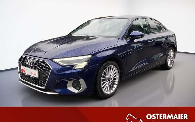 Blau Gebraucht 2024 Audi A3 Advanced Limousine | 30.990 € (Fairer Preis) - Bild 1/4