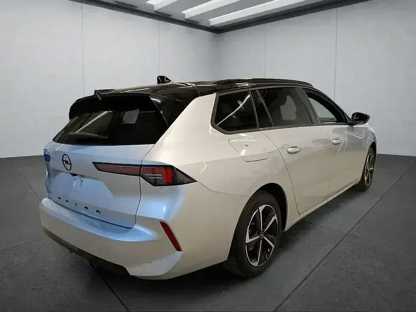 Gebraucht Opel Astra 131 PS (96 kW) 2025 Grau Kleinwagen
