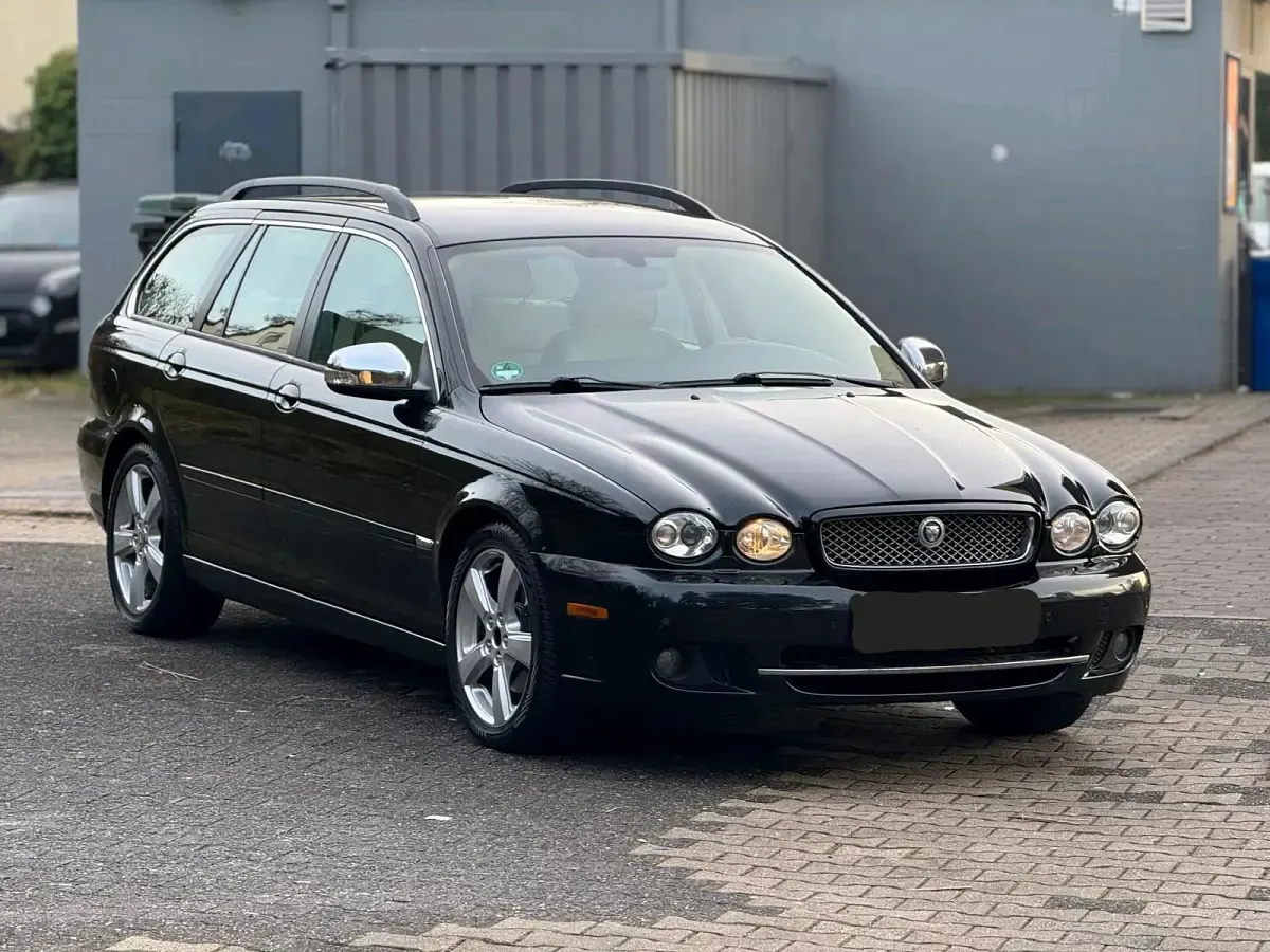 Gebraucht Jaguar X-type Executive 146 PS (107 kW) 2008 Schwarz Kombi
