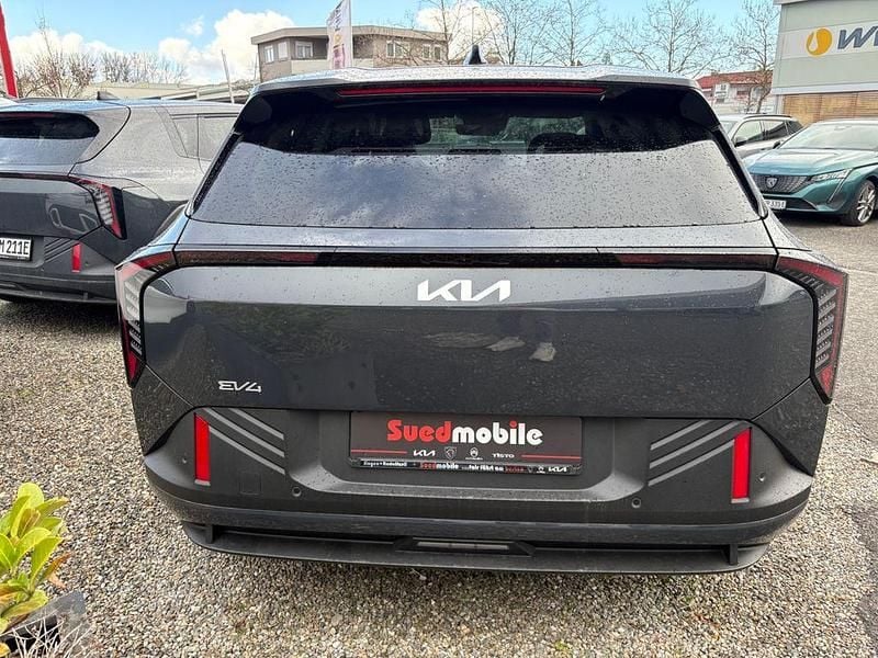 Neu Kia EV4 Earth 150 kW (204 PS) 2026 Grau Limousine