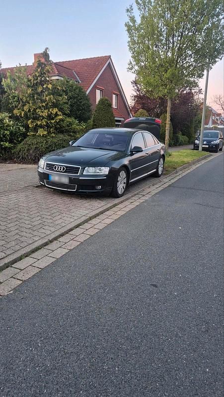 Second-hand Audi A8 232 CP (170 kW) 2005 Negru Berlinǎ