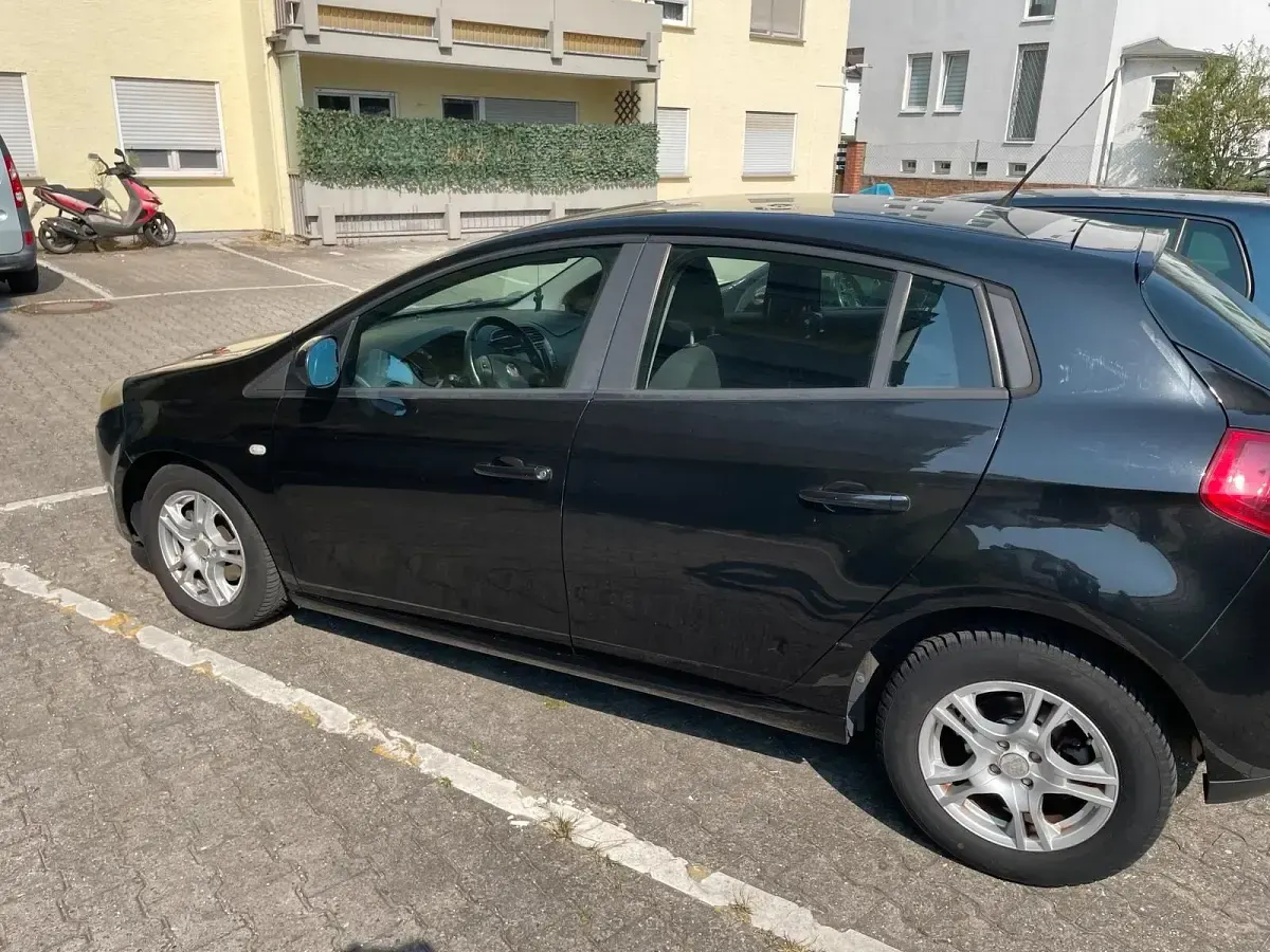 Gebraucht Fiat Bravo 120 PS (88 kW) 2009 Schwarz Kleinwagen