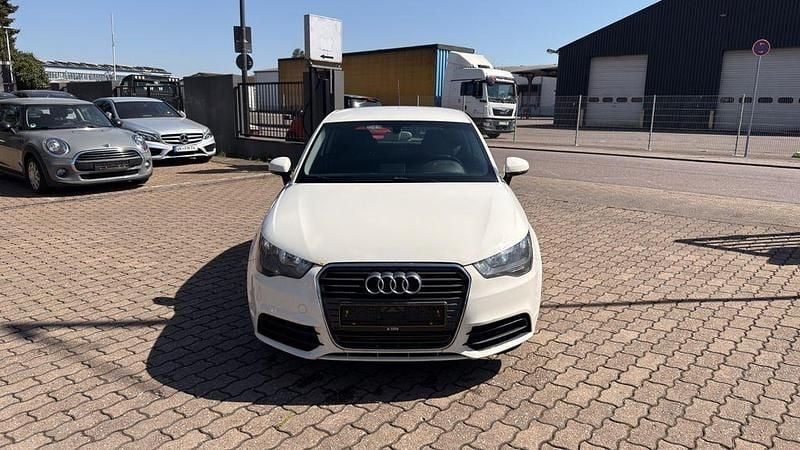 Second-hand Audi A1 Attraction 90 CP (66 kW) 2012 Alb Hatchback