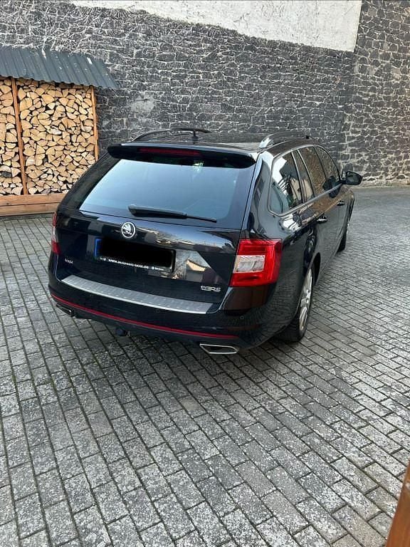 Gebraucht Skoda Octavia RS 184 PS (135 kW) 2017 Schwarz Kombi