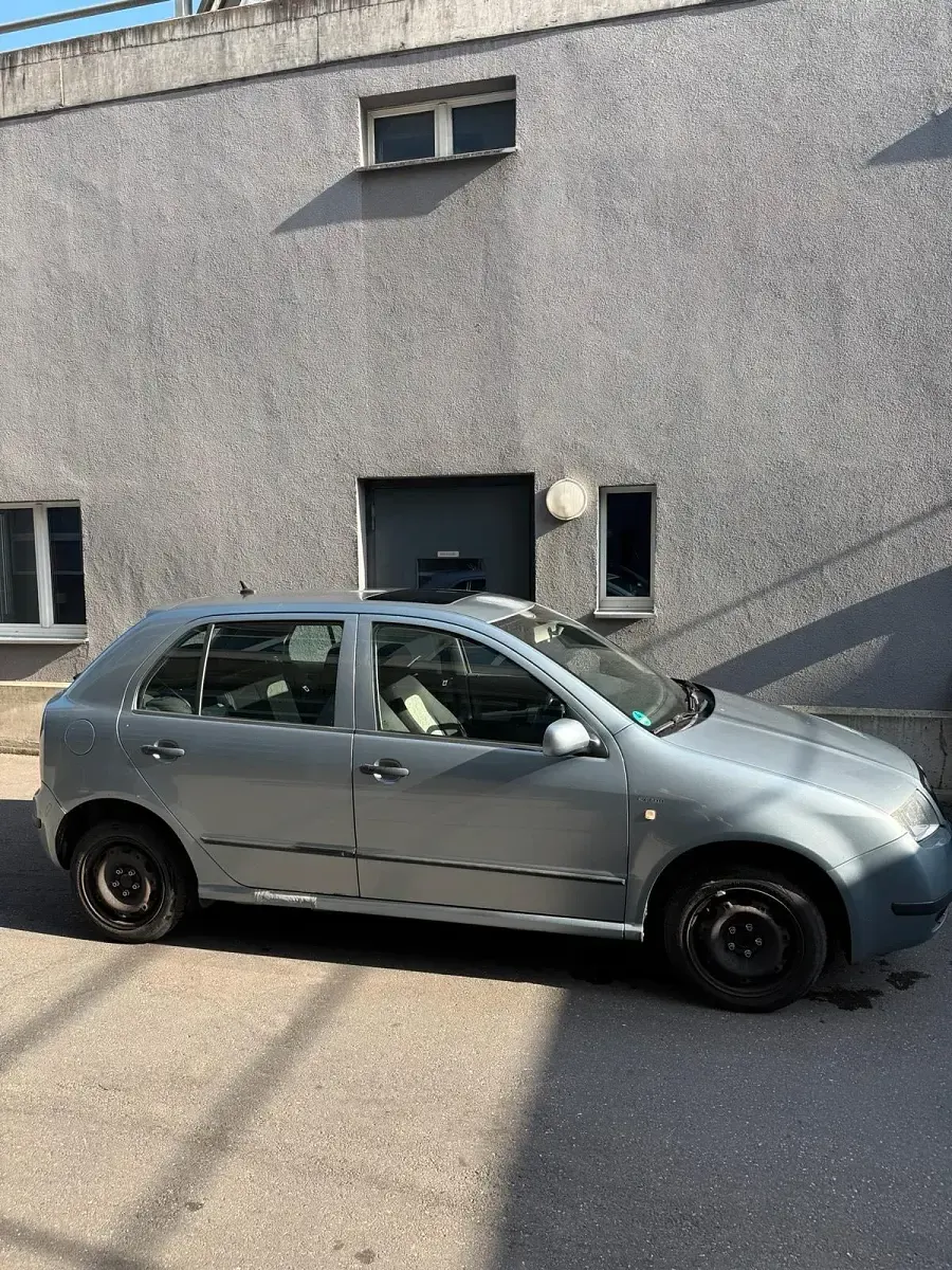 Gebraucht Skoda Fabia 100 PS (73 kW) 2004 Grau Kleinwagen