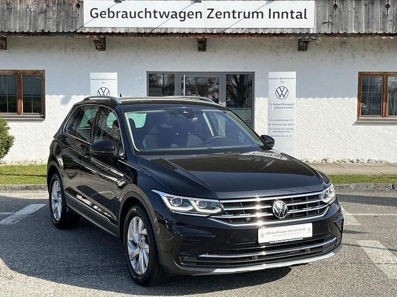 Gebraucht VW Tiguan Elegance 150 PS (110 kW) 2022 Schwarz SUV