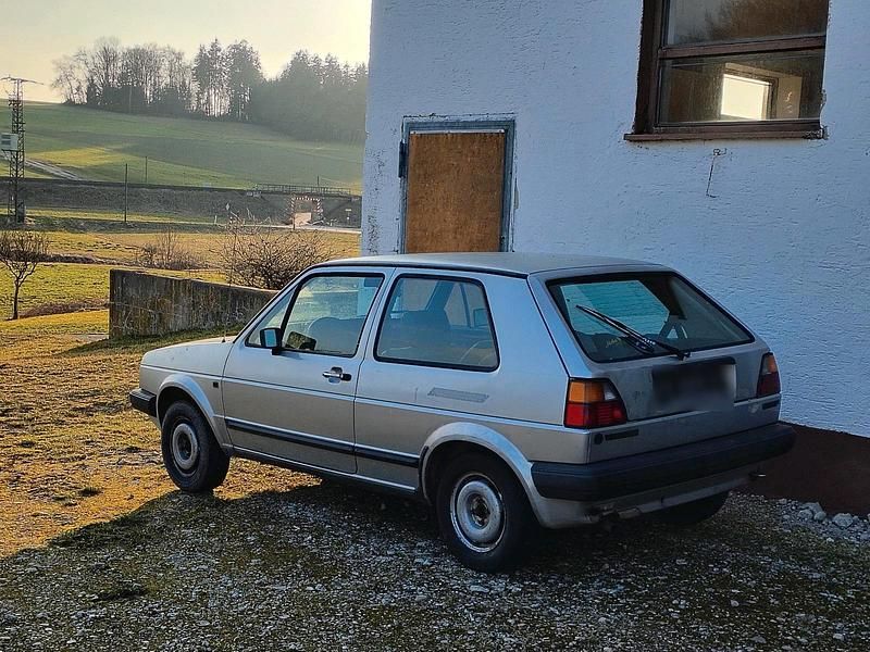 Gebraucht VW Golf II 54 PS (39 kW) 1987 Silber Kleinwagen