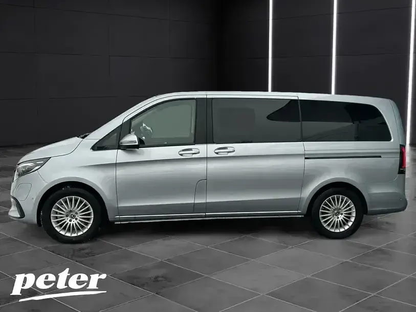 Gebraucht Mercedes EQV300 150 kW (204 PS) 2025 Hightechsilber metallic Van / Kleinbus