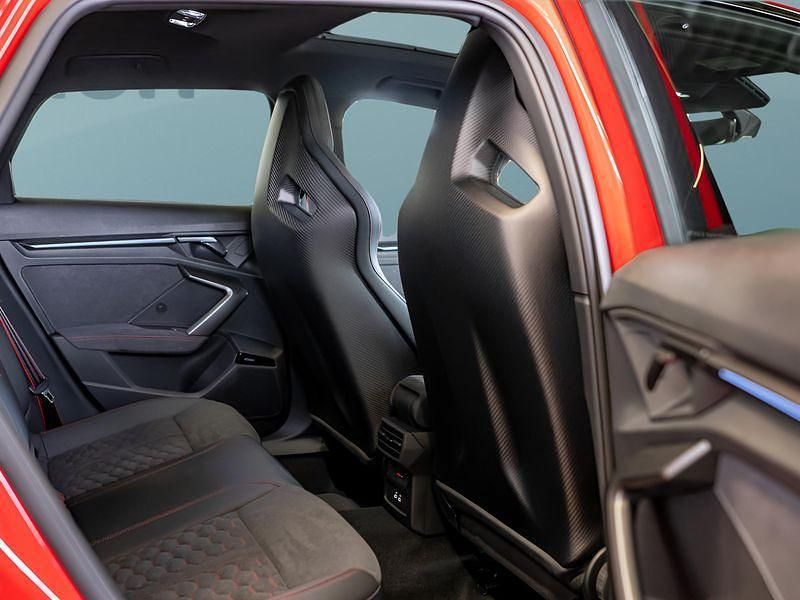 Gebraucht Audi RS3 400 PS (294 kW) 2025 Rot Limousine