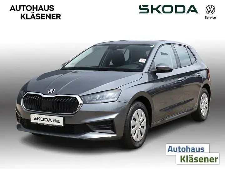 Velvetrot metallic Gebraucht 2023 Skoda Fabia Monte Carlo Limousine | 21.970 € (Fairer Preis) - Bild 1/3