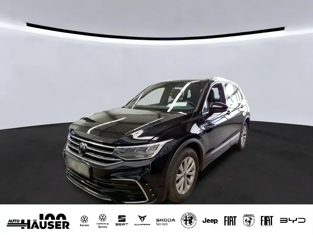 Gebraucht VW Tiguan R-line 150 PS (110 kW) 2024 SUV