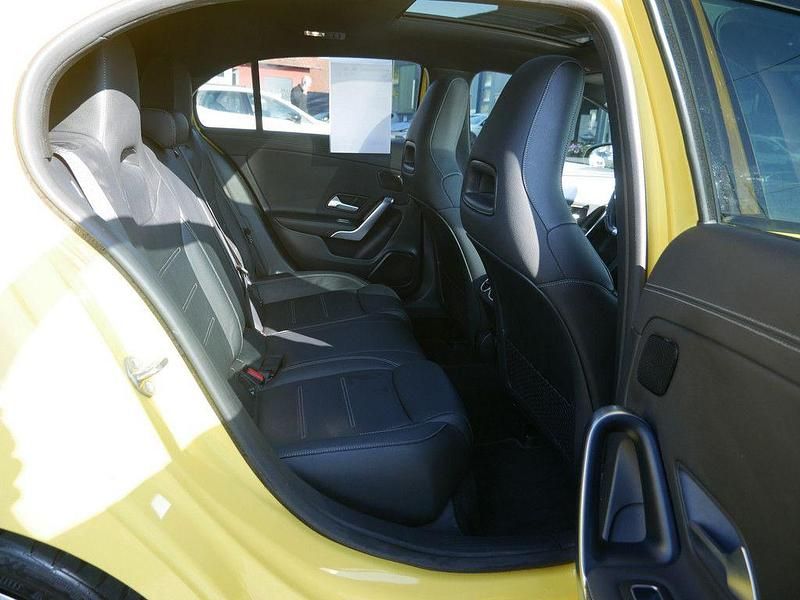 Gebraucht Mercedes A45 AMG AMG 421 PS (309 kW) 2022 Gelb Limousine