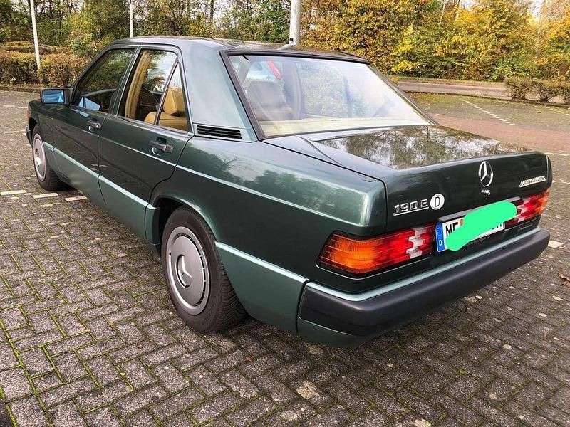 Gebraucht Mercedes 190 109 PS (80 kW) 1993 Limousine