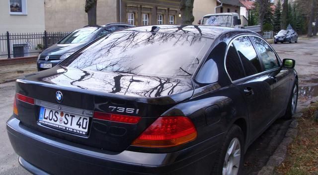 Gebraucht BMW 735 282 PS (207 kW) 2002 Schwarz metallic Limousine