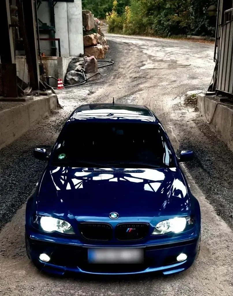 Gebraucht BMW 320 M Sport 170 PS (125 kW) 2002 Blau Kombi