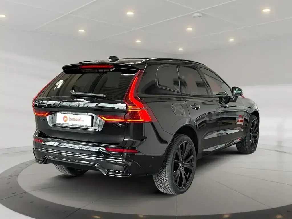 Neu Volvo XC60 Ultra 253 PS (186 kW) 2026 Onyx black / metallic SUV