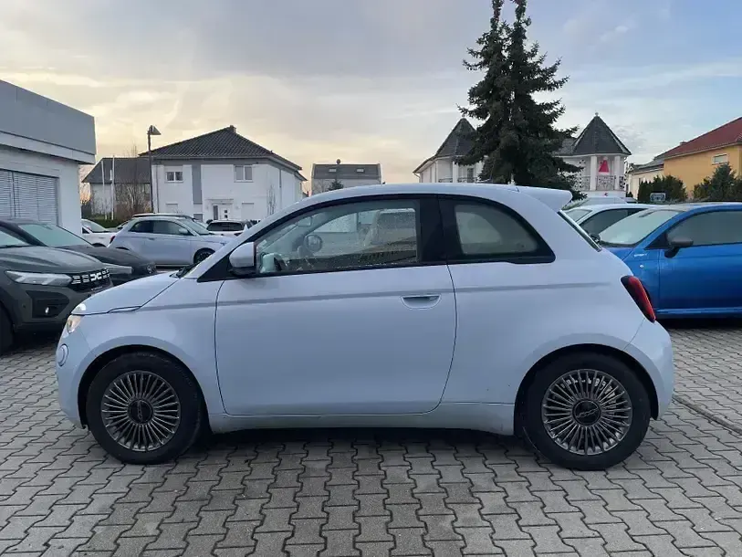 Gebraucht Fiat 500e Icon 86 kW (118 PS) 2021 Blau Limousine