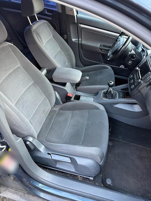 Gebraucht VW Golf V 140 PS (102 kW) 2009 Blau Kombi