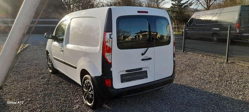 Gebraucht Renault Kangoo 95 PS (69 kW) 2020 Weiß Van / Kleinbus