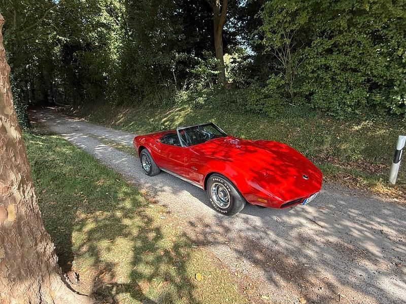 Rot Gebraucht 1974 Corvette C3 Cabrio | 40.000 € - Bild 1/4