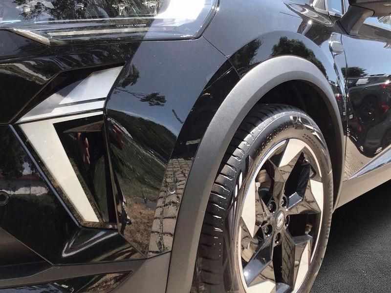 Neu Renault Captur Techno 109 PS (80 kW) 2025 Schwarz SUV