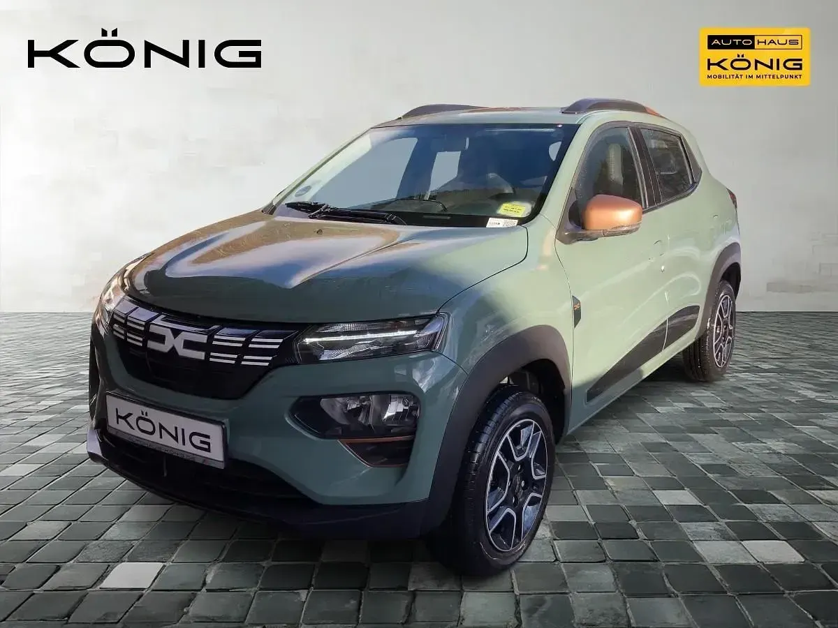 Second-hand Dacia Spring Extreme 47 kW (65 CP) 2023 Verde Hatchback