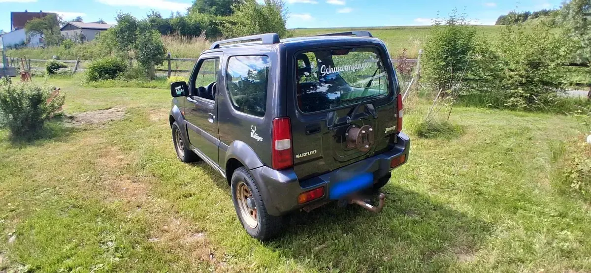Gebraucht Suzuki Jimny 86 PS (63 kW) 2011 Grau SUV