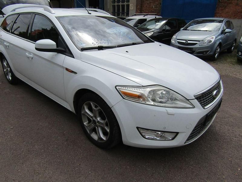Weiß Gebraucht 2009 Ford Mondeo Titanium Limousine | 1.990 € (Fairer Preis) - Bild 1/4