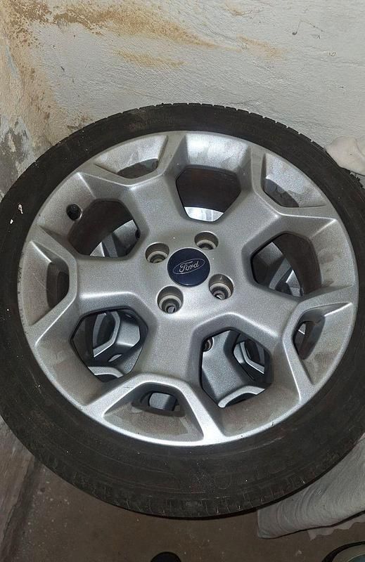 Gebraucht Ford Ka Titanium 69 PS (50 kW) 2011 Schwarz Kleinwagen