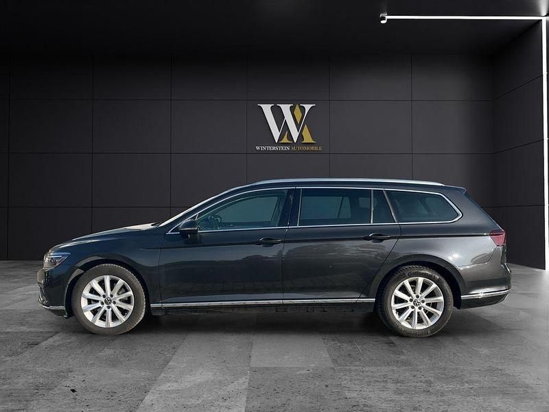 Gebraucht VW Passat Elegance 150 PS (110 kW) 2021 Grau Kombi