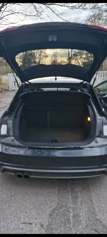 Gebraucht Audi A1 S-Line 185 PS (136 kW) 2011 Schwarz Kleinwagen