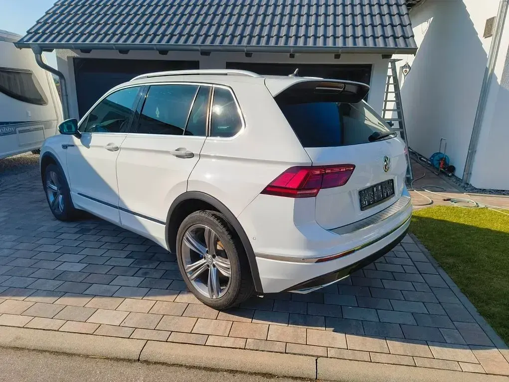 Gebraucht VW Tiguan Highline 220 PS (161 kW) 2018 Weiß SUV