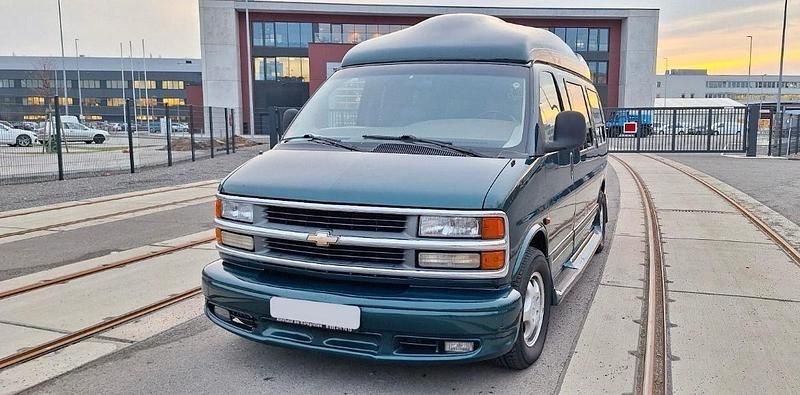 Grün Gebraucht 1998 Chevrolet G Van | 25.000 € - Bild 1/4