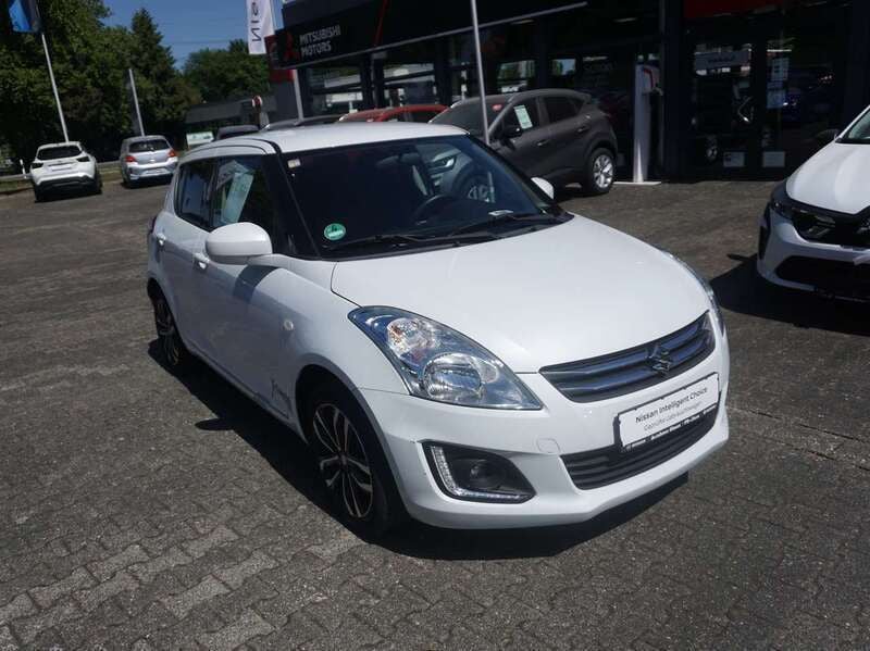 Weiß Gebraucht 2016 Suzuki Swift X-TRA Limousine | 9.490 € (Fairer Preis) - Bild 1/4
