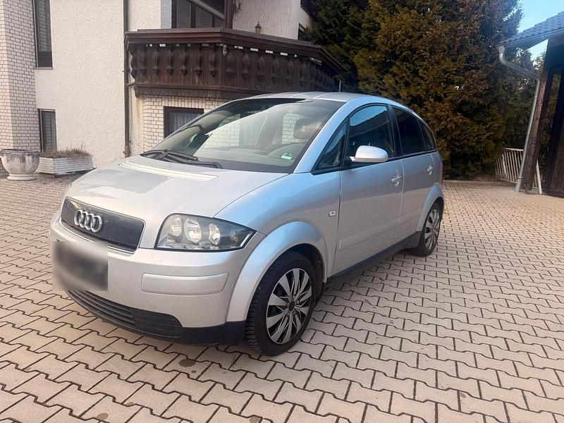 Gebraucht Audi A2 75 PS (55 kW) 2003 Silber Kleinwagen