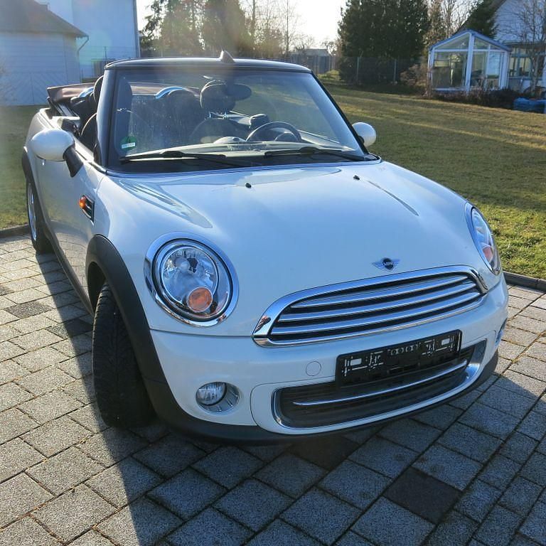 Gebraucht Mini One Cabriolet 122 PS (89 kW) 2011 Weiß Cabrio