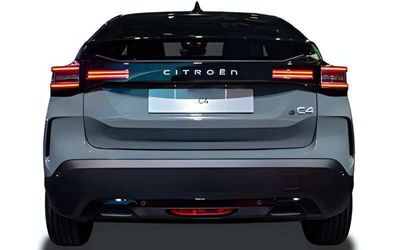 Wählbar (bei metallic +) Neu 2025 Citroën C4 Limousine | 23.628 € (Superpreis) - Bild 1/2