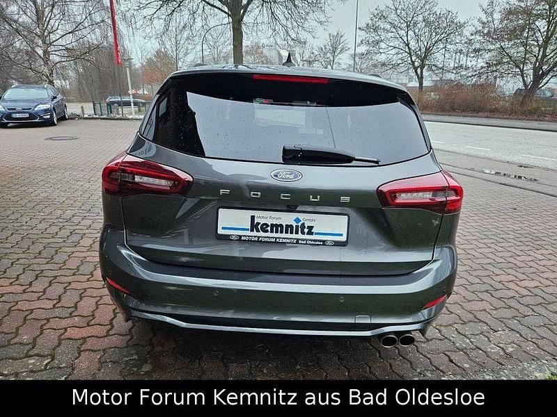 Gebraucht Ford Focus ST-Line 155 PS (114 kW) 2024 Grau Limousine