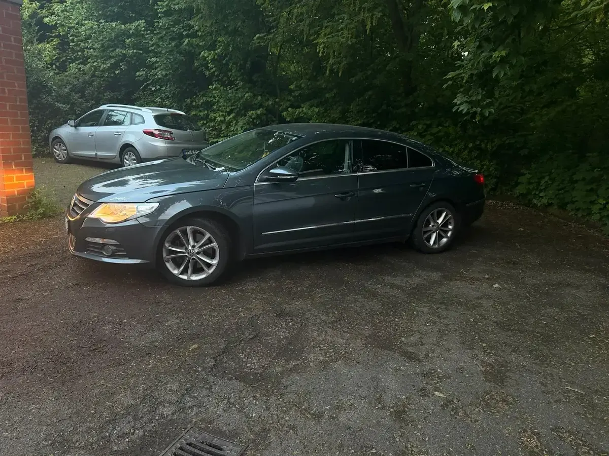 Gebraucht VW Passat R 140 PS (102 kW) 2008 Blau Limousine